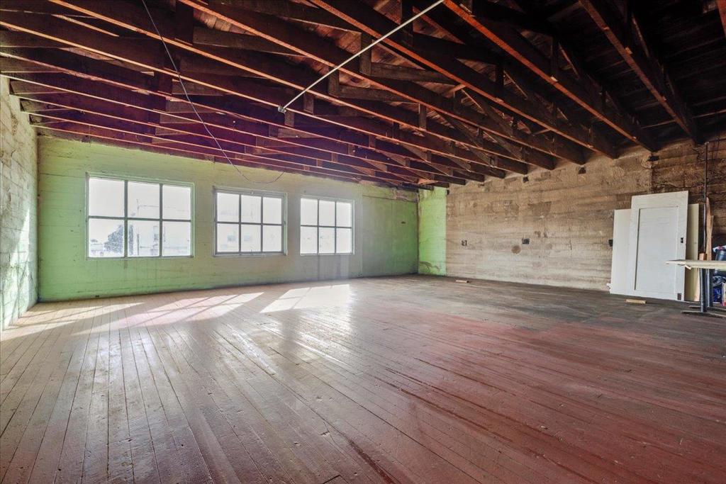 326 Alta Street Property Photo 42