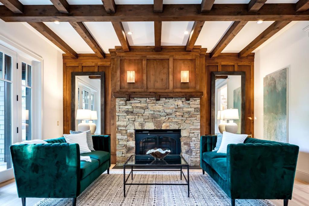 1224 Whitaker Way Property Photo 9