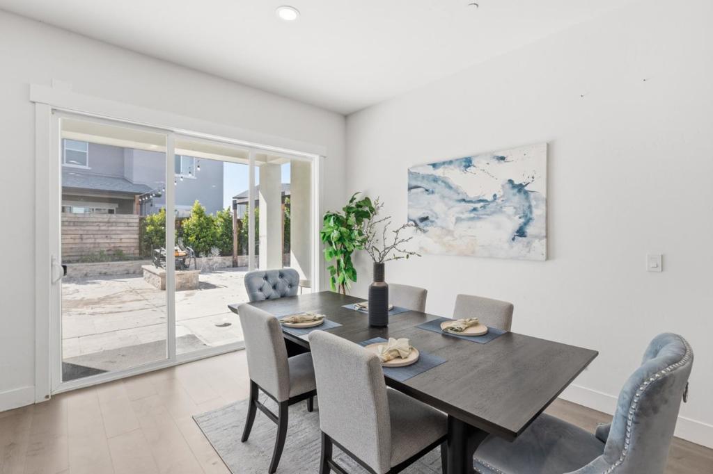 17214 Bowling Court Property Photo 14