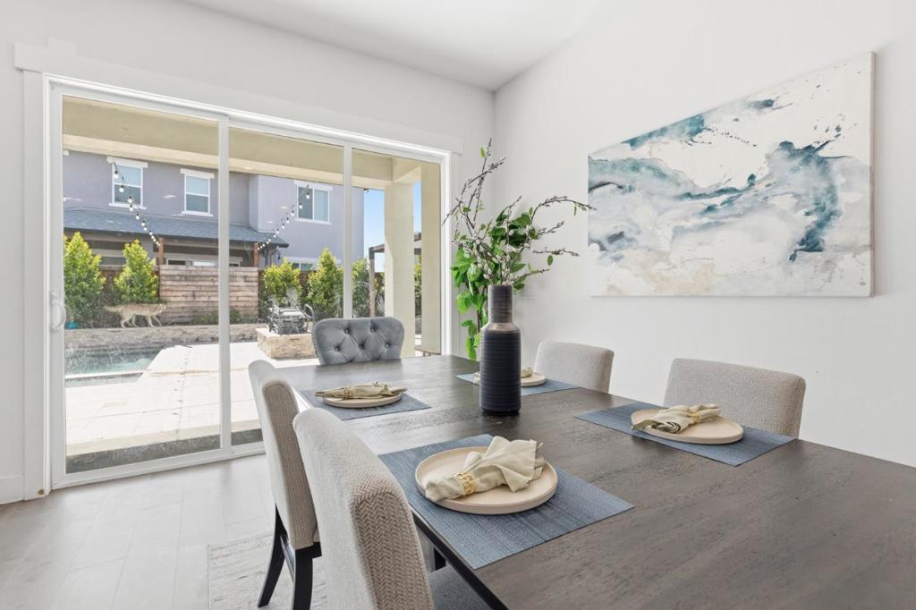 17214 Bowling Court Property Photo 17