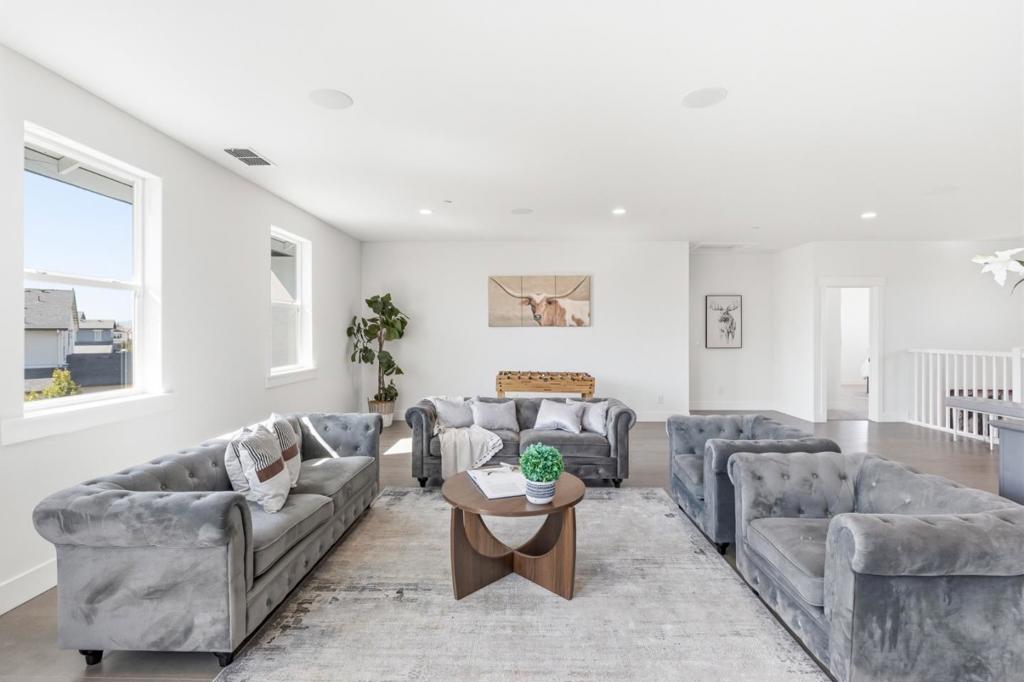 17214 Bowling Court Property Photo 36