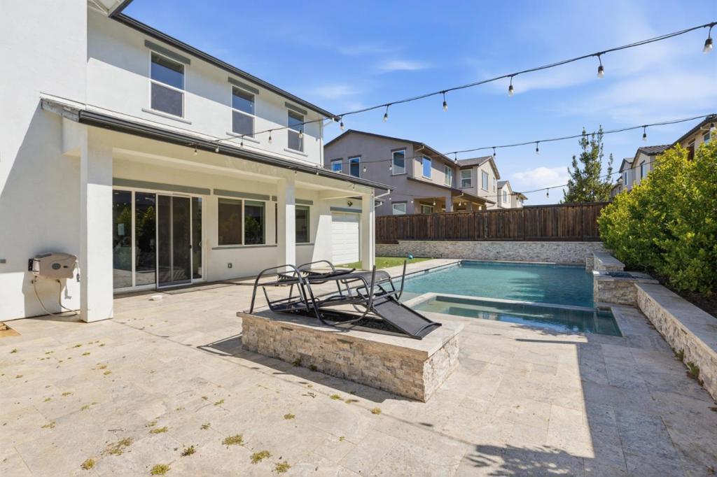 17214 Bowling Court Property Photo 74