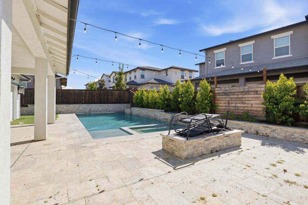 17214 Bowling Court Property Photo 75