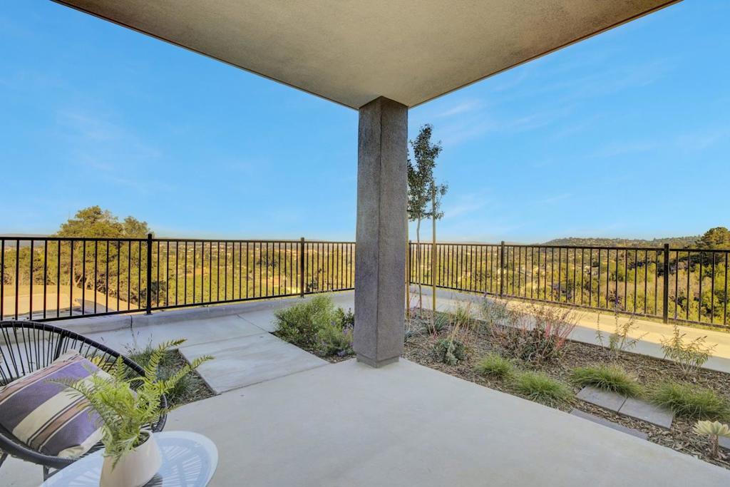 2500 Sage Street Property Photo 8