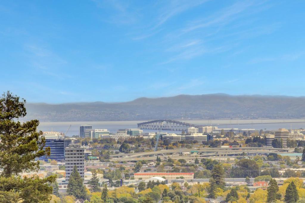 2500 Sage Street Property Photo 17