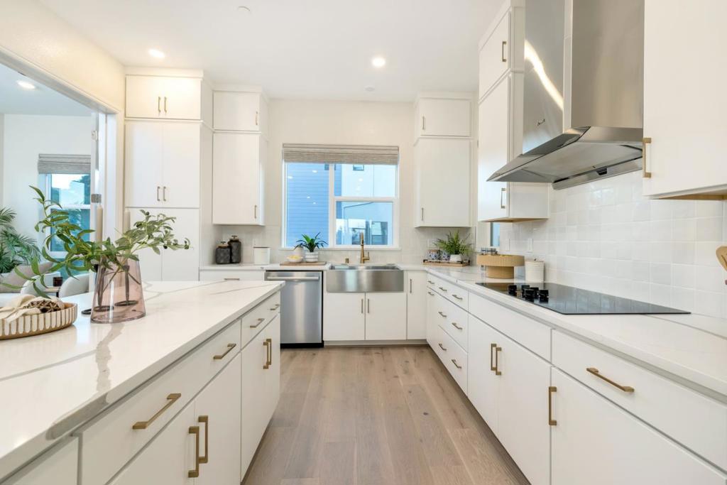 2500 Sage Street Property Photo 25