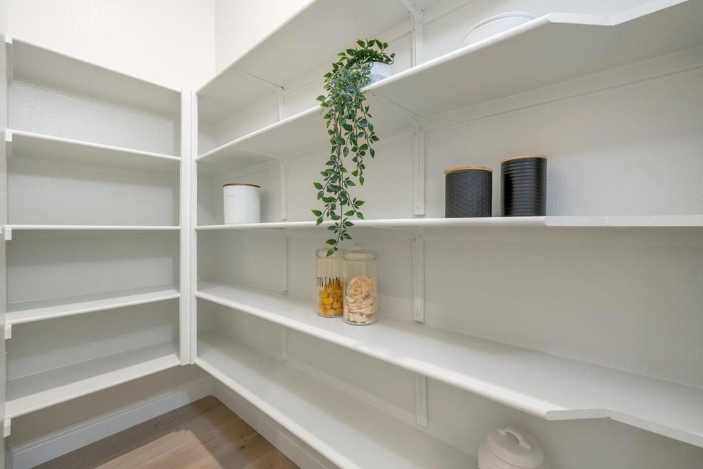 2500 Sage Street Property Photo 30