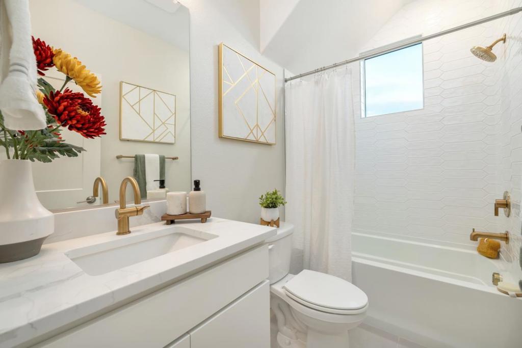 2500 Sage Street Property Photo 40