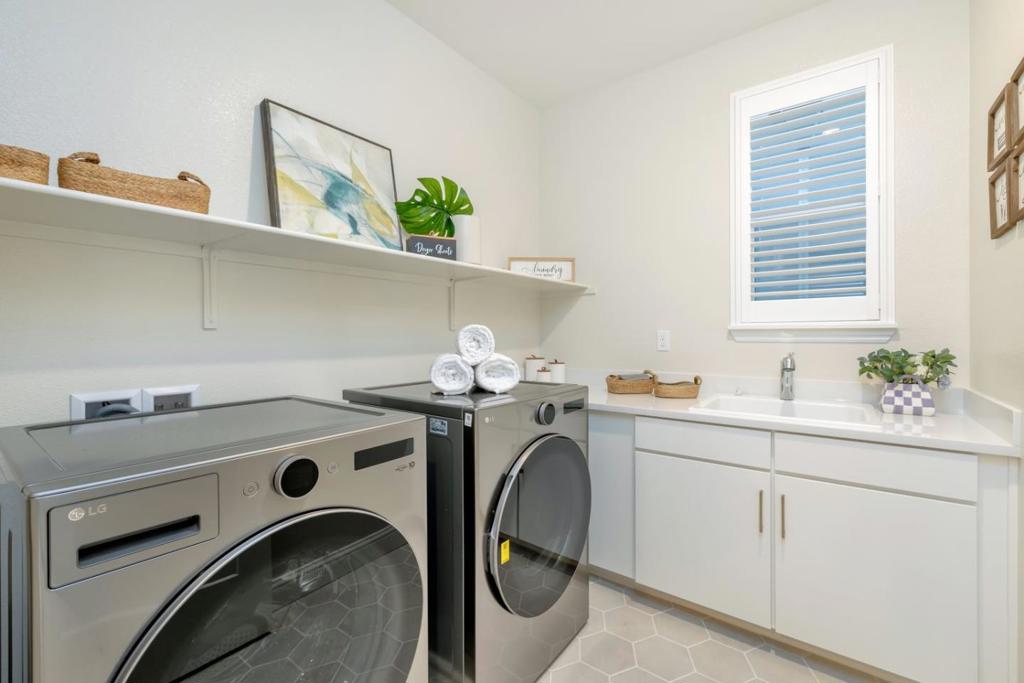 2500 Sage Street Property Photo 41