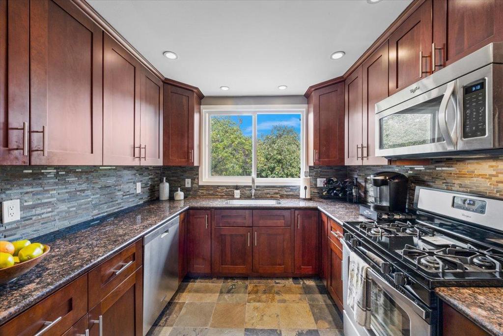 3605 Pacific Boulevard Property Photo 22