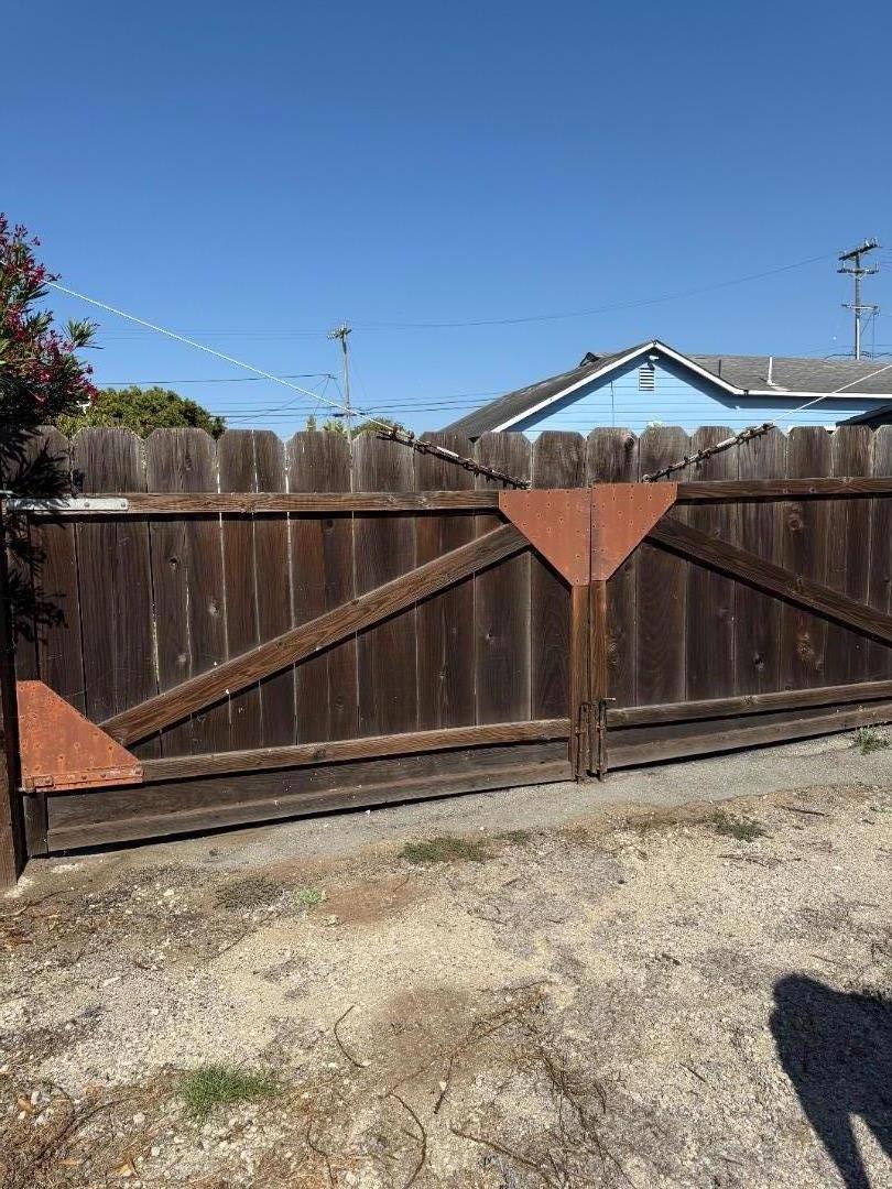 228 Beach Road Property Photo 2
