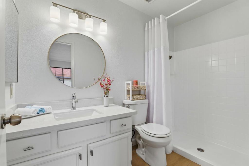 403 Kenbrook Circle Property Photo 13