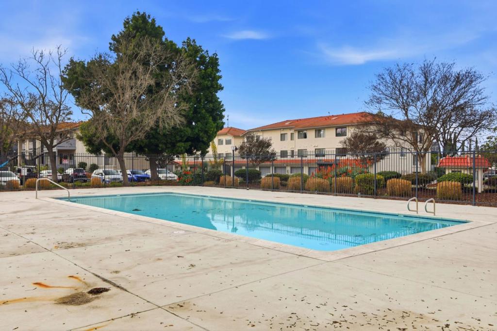 403 Kenbrook Circle Property Photo 31