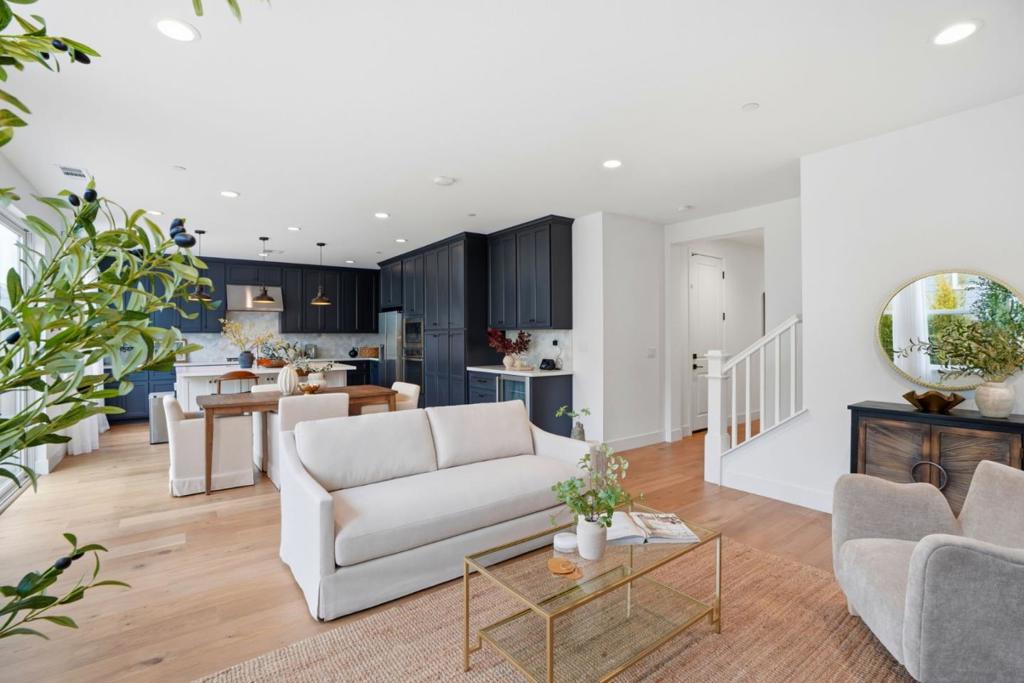 275 Skyview Drive Property Photo 10