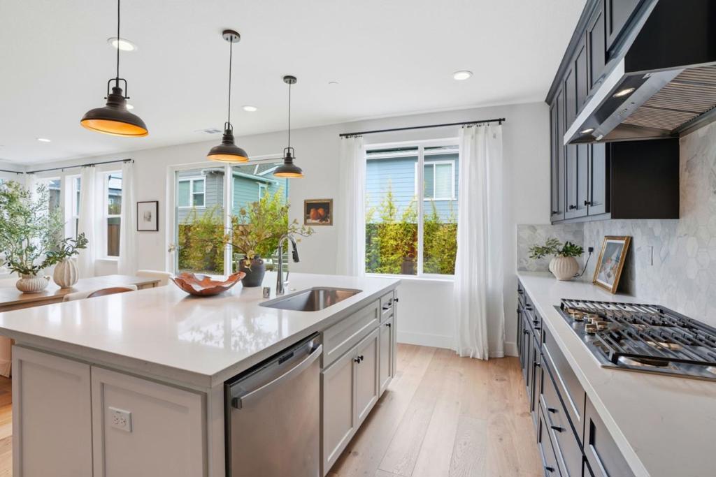 275 Skyview Drive Property Photo 15