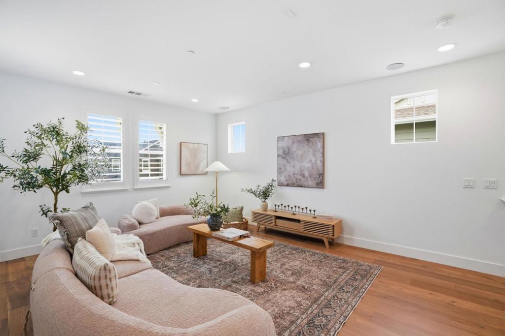 275 Skyview Drive Property Photo 24