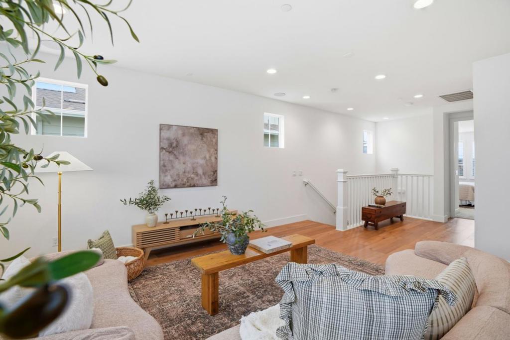 275 Skyview Drive Property Photo 26