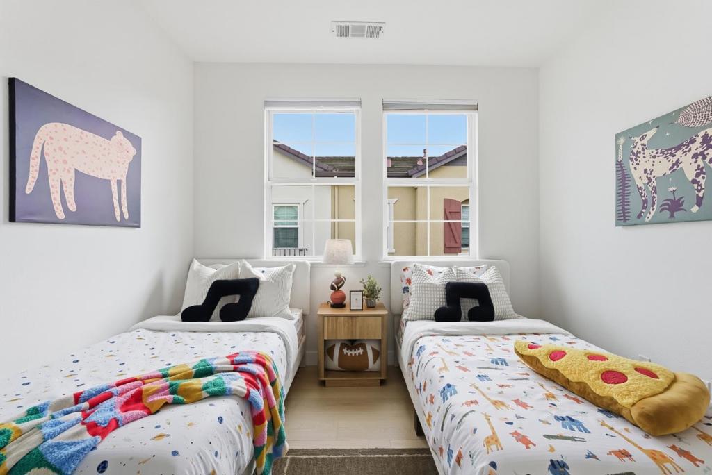 806 Sevin Terrace Property Photo 19