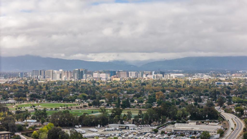 806 Sevin Terrace Property Photo 35