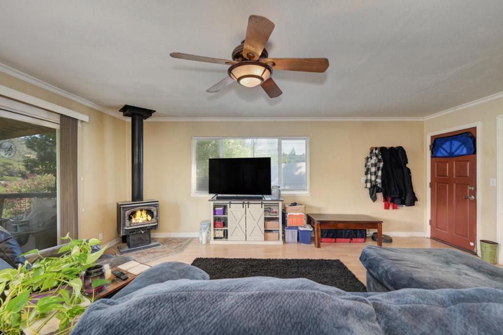 8394 Peek Circle Property Photo 10