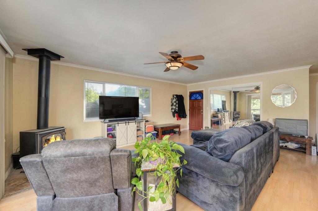 8394 Peek Circle Property Photo 11