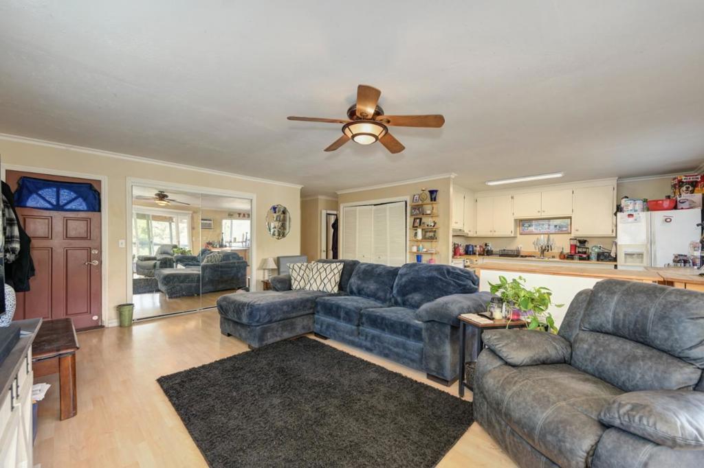 8394 Peek Circle Property Photo 13