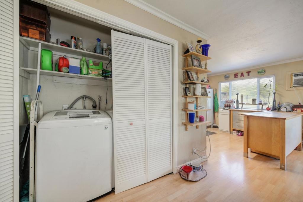 8394 Peek Circle Property Photo 25