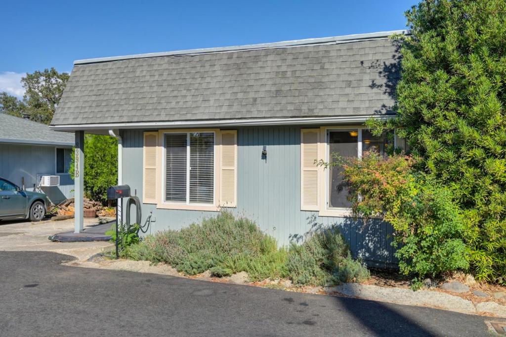 8394 Peek Circle Property Photo 34