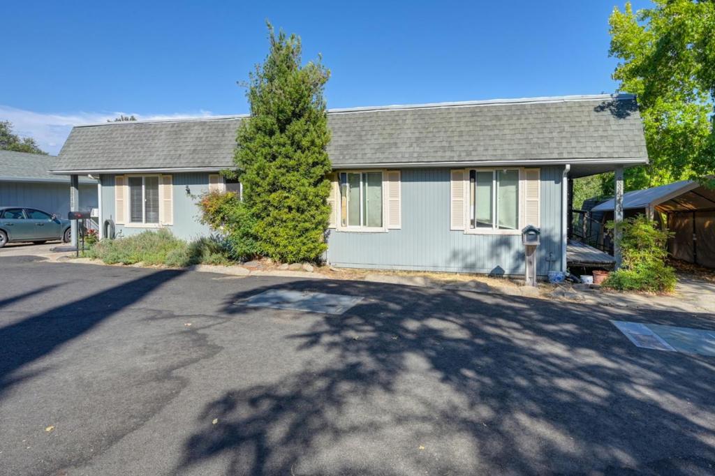 8394 Peek Circle Property Photo 37