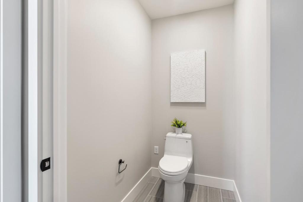 231 Hope Street Property Photo 45