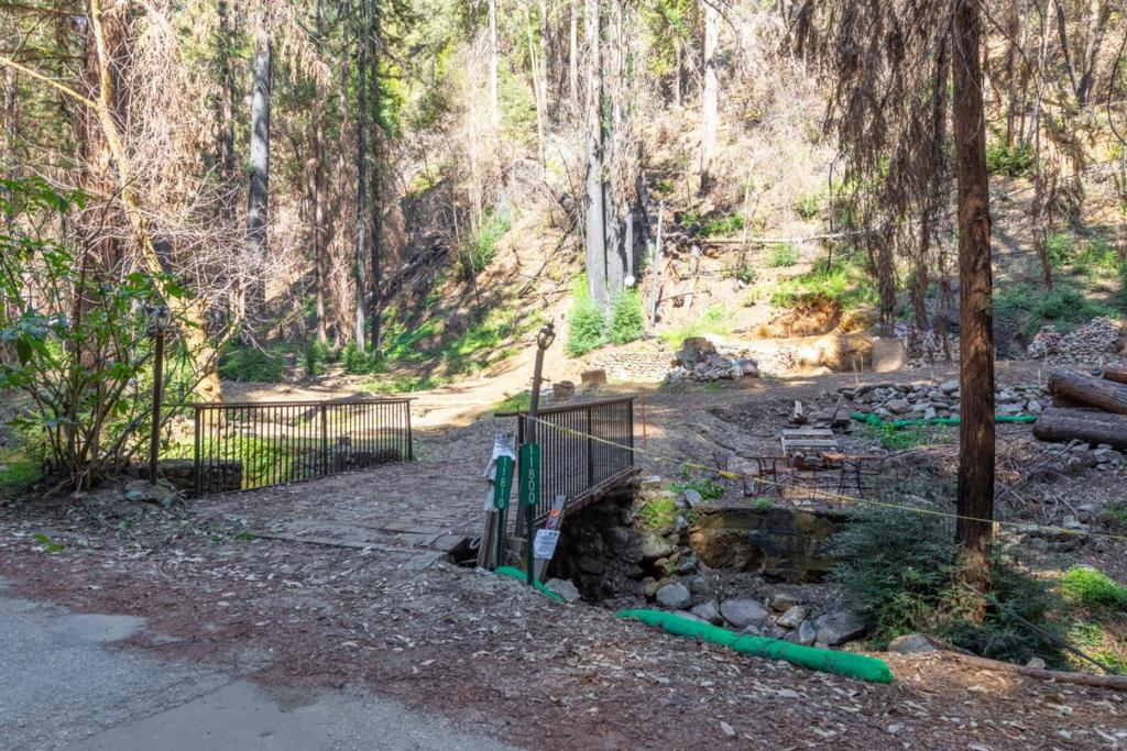 11810 Clear Creek Property Photo 4