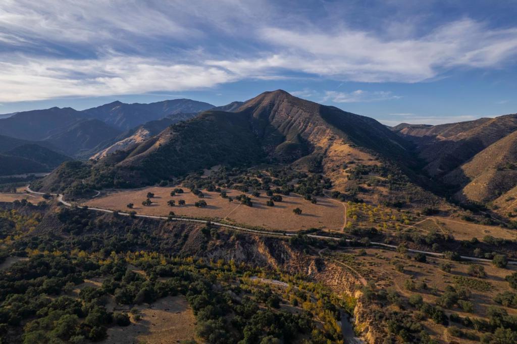 47275 Arroyo Seco Road Property Photo 6
