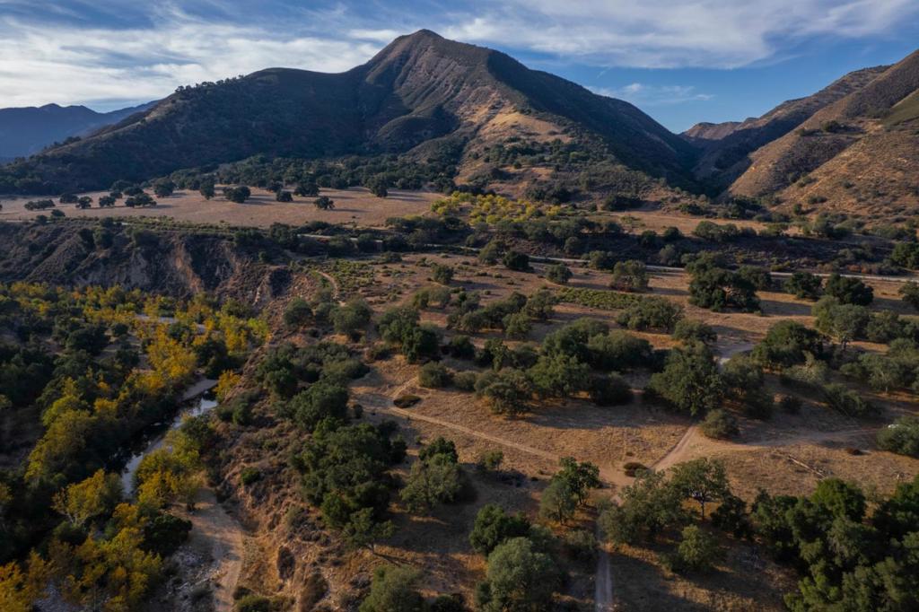 47275 Arroyo Seco Road Property Photo 7