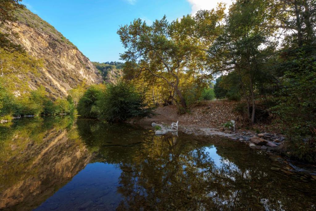 47275 Arroyo Seco Road Property Photo 19