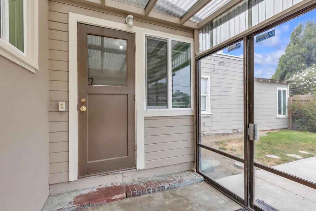 612 Central Avenue Property Photo 14