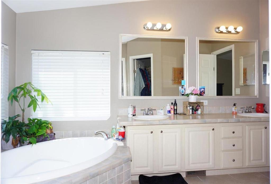 1225 Vienna Dr 38 Property Photo 16