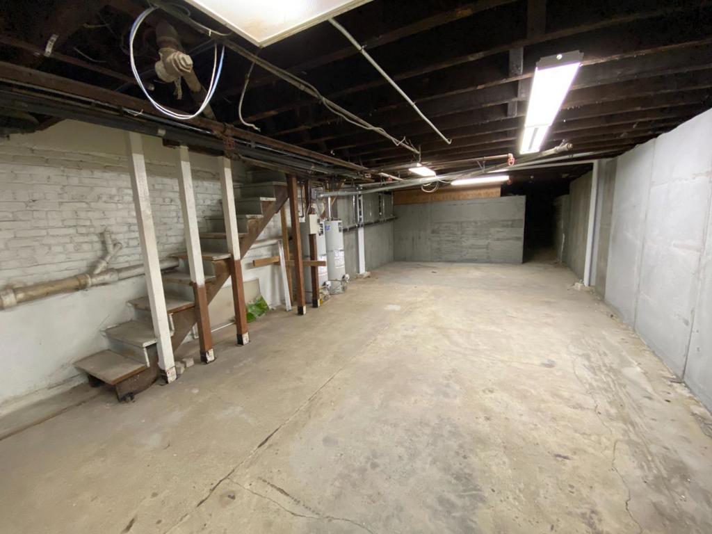 556 Broadway Property Photo 5