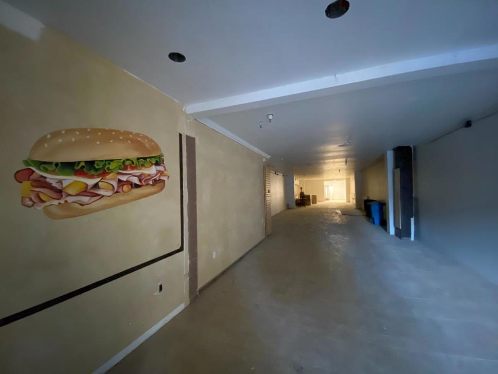 556 Broadway Property Photo 8