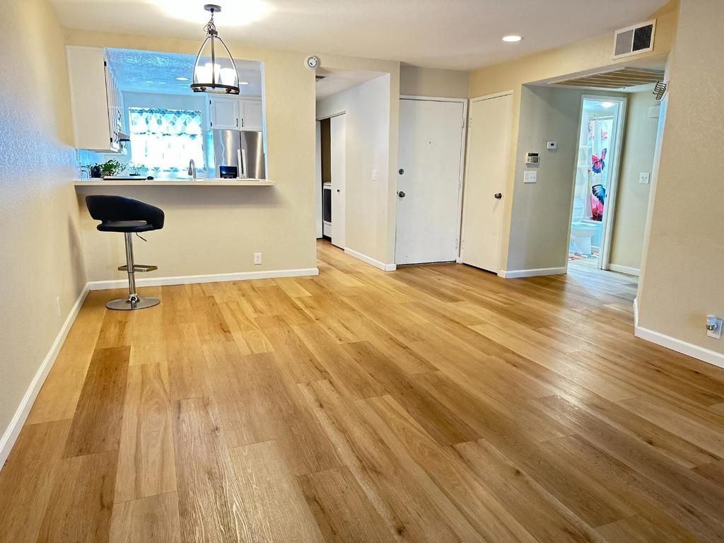 2175 Summerton Drive Property Photo 2
