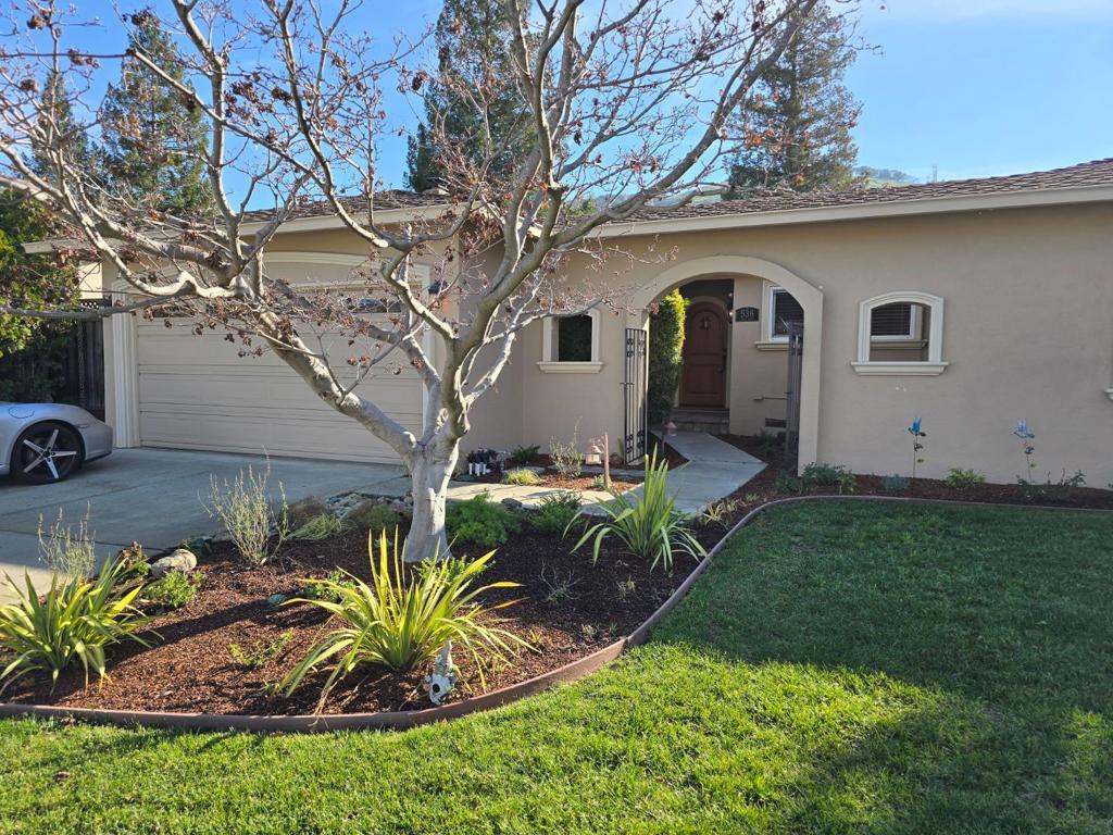 536 Curie Drive Property Photo 3