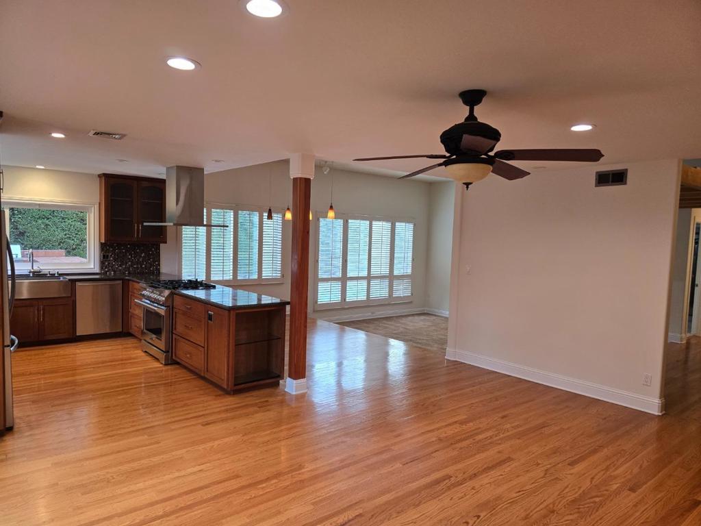 536 Curie Drive Property Photo 10