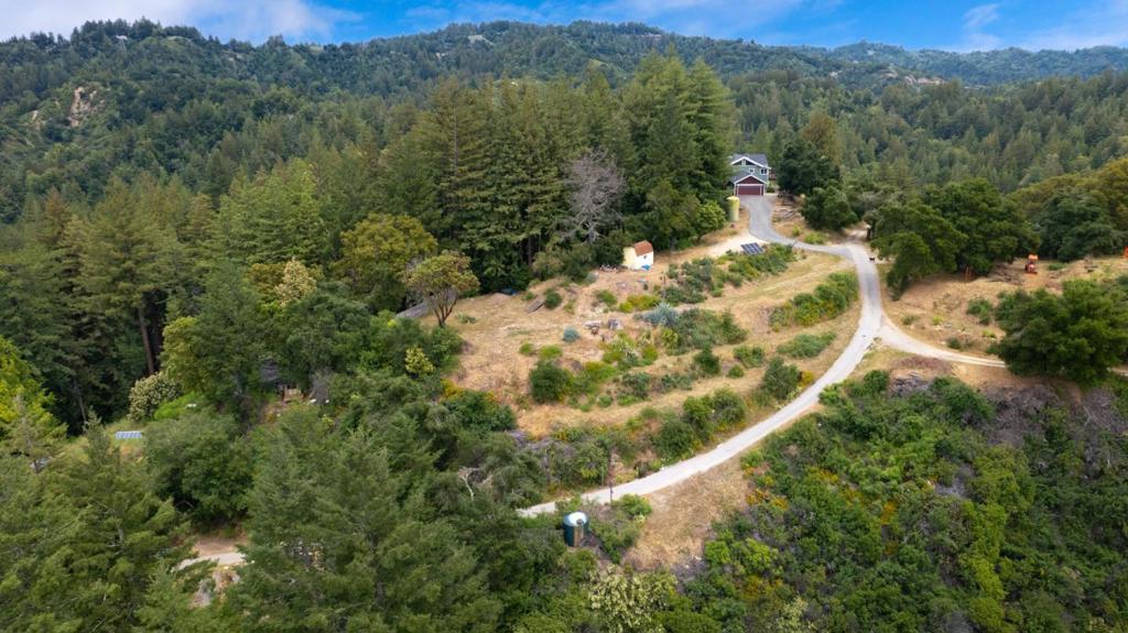 18060 Moonrise Road Property Photo 5