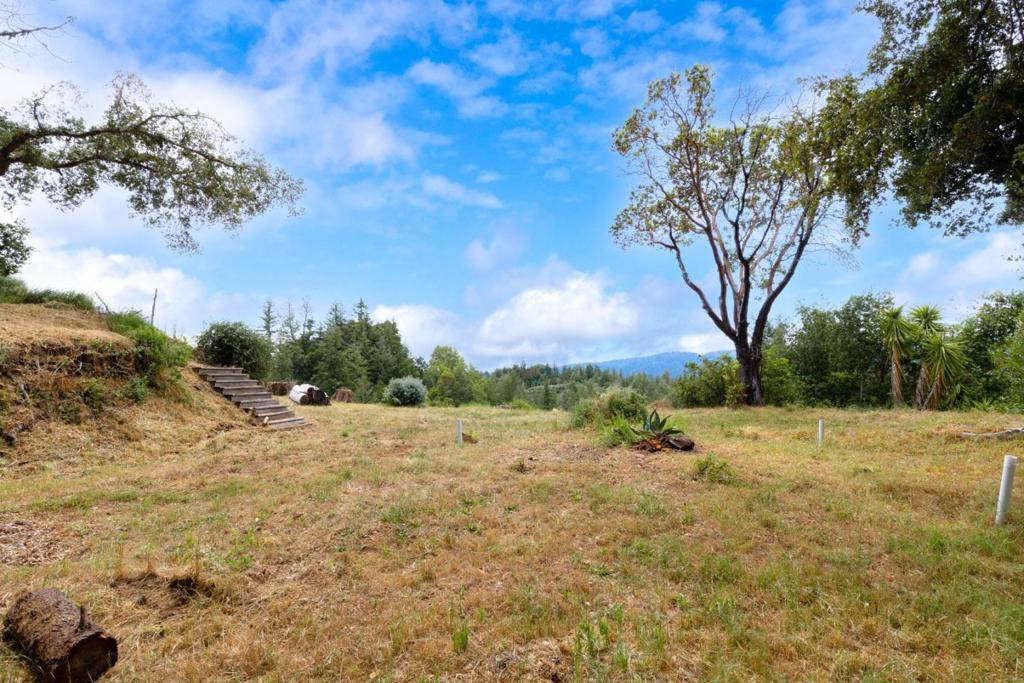 18060 Moonrise Road Property Photo 10