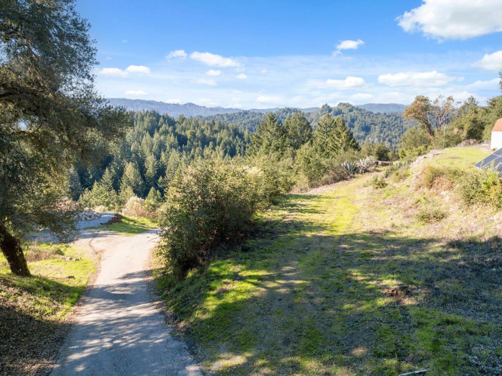 18060 Moonrise Road Property Photo 14