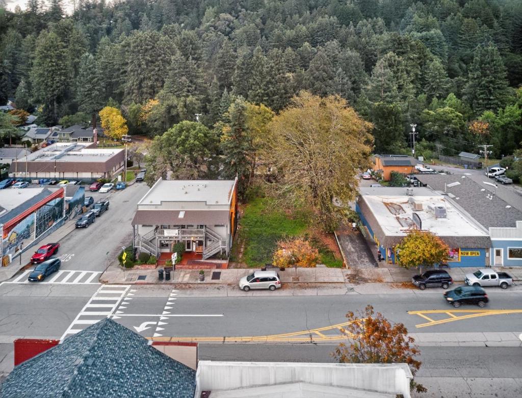 13080 Highway 9 Property Photo 14