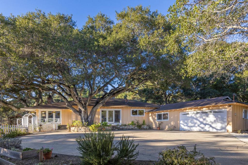 9805 Carmel Valley Road Property Photo 1