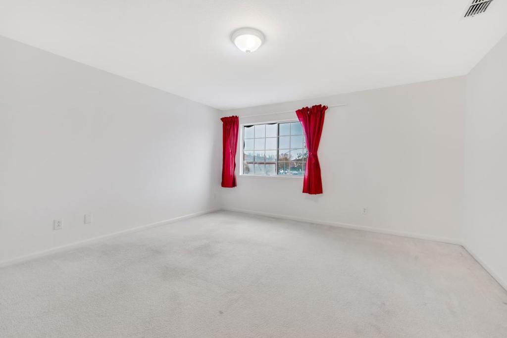 827 Sagewood Lane Property Photo 32