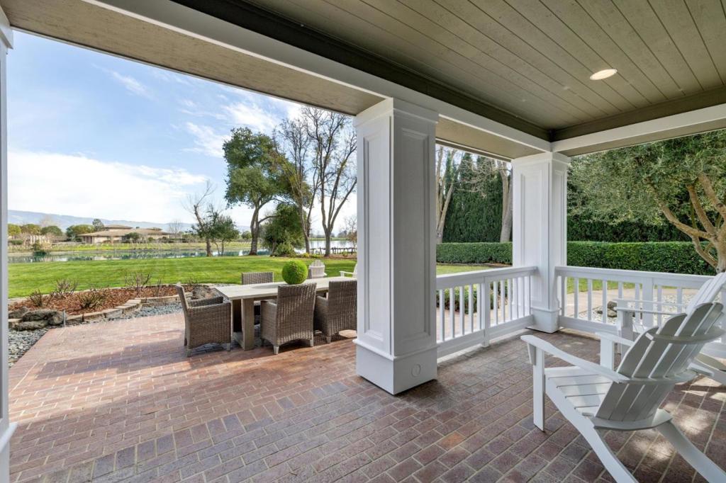 1450 Lakeview Court Property Photo 26