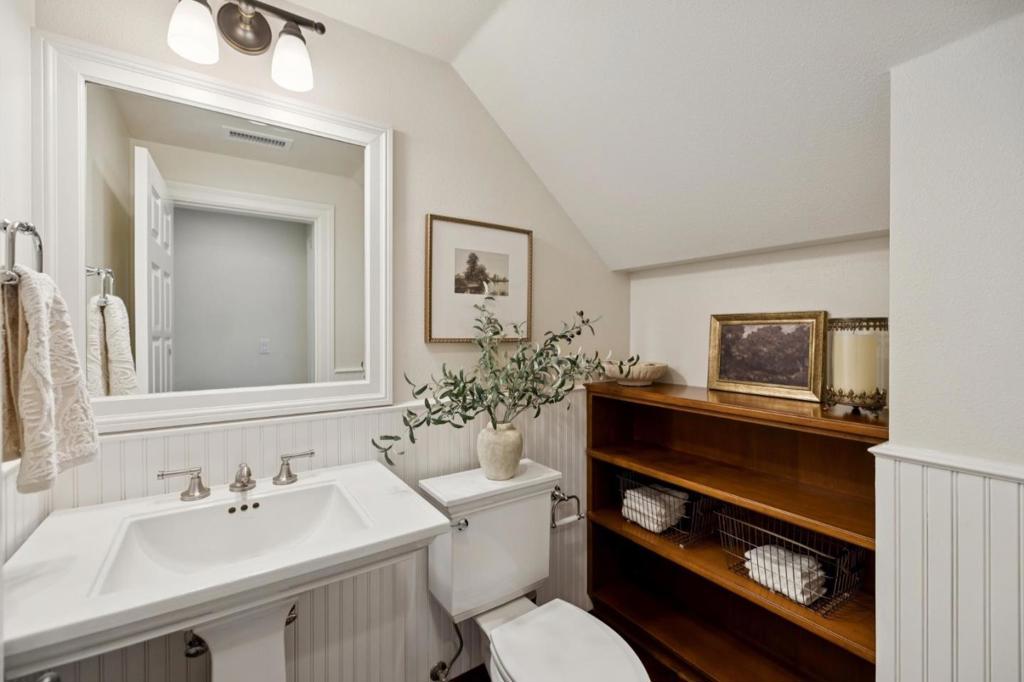 1450 Lakeview Court Property Photo 29
