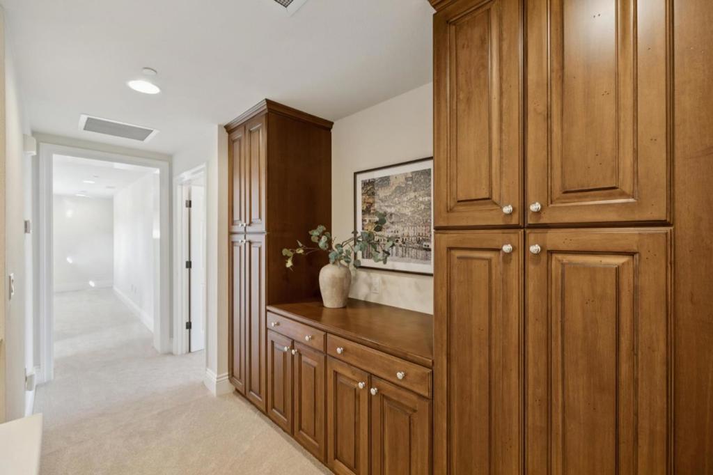 1450 Lakeview Court Property Photo 36